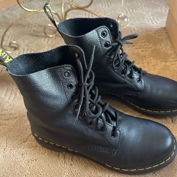 Doc Martens 1460 WOMEN'S PASCAL VIRGINIA LEATHER BOOTS size 9 - Picture 6 of 11